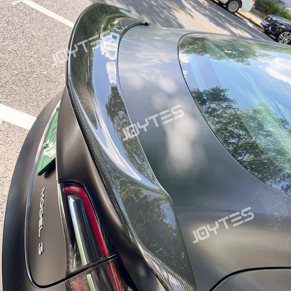 tesla model 3 rear wing