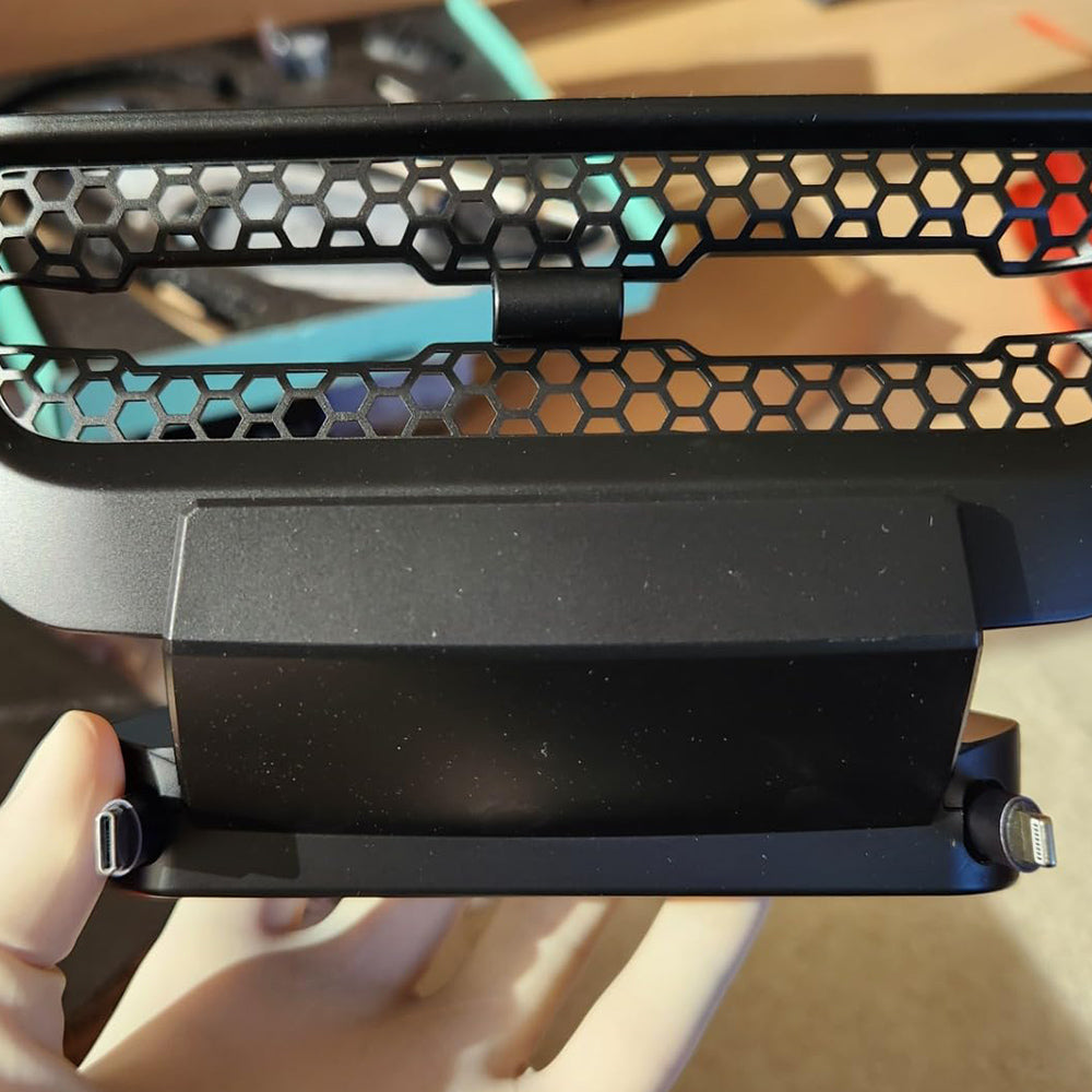 tesla retractable usb hub