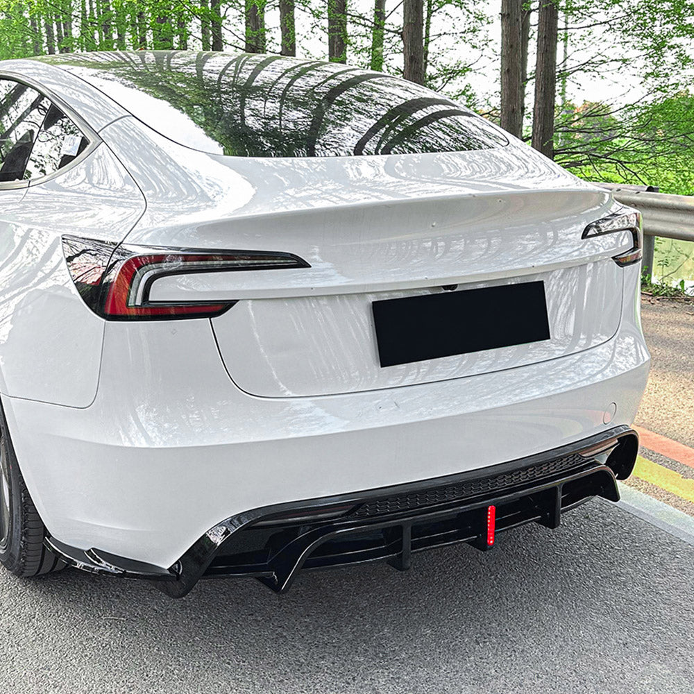 tesla model 3 rear diffuser with brake light
