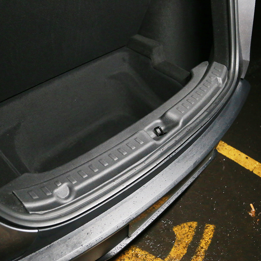 trunk sill protector